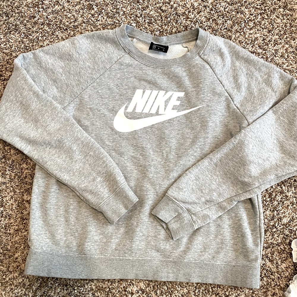 literally my fav crew neck ever!!